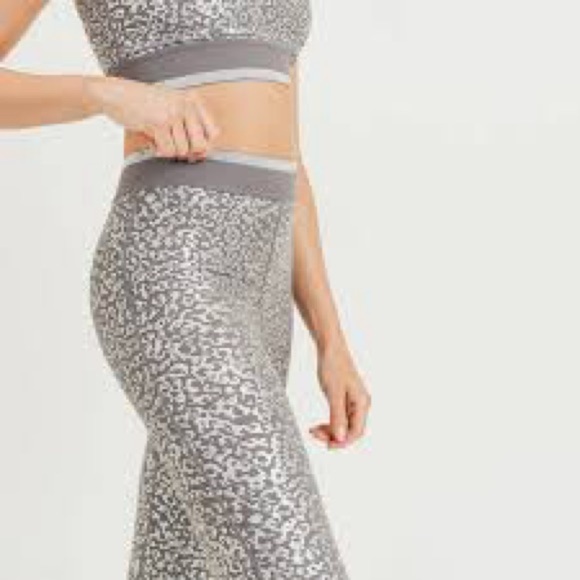 Mono B Silver Foil Leopard Print Leggings with Striped Ban - Picture 3 of 9